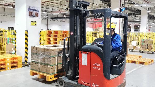 戰(zhàn)疫守“滬”持續(xù)發(fā)力（三）|保供在前！上藥控股堅(jiān)持當(dāng)好服務(wù)醫(yī)療機(jī)構(gòu)的“主力軍”